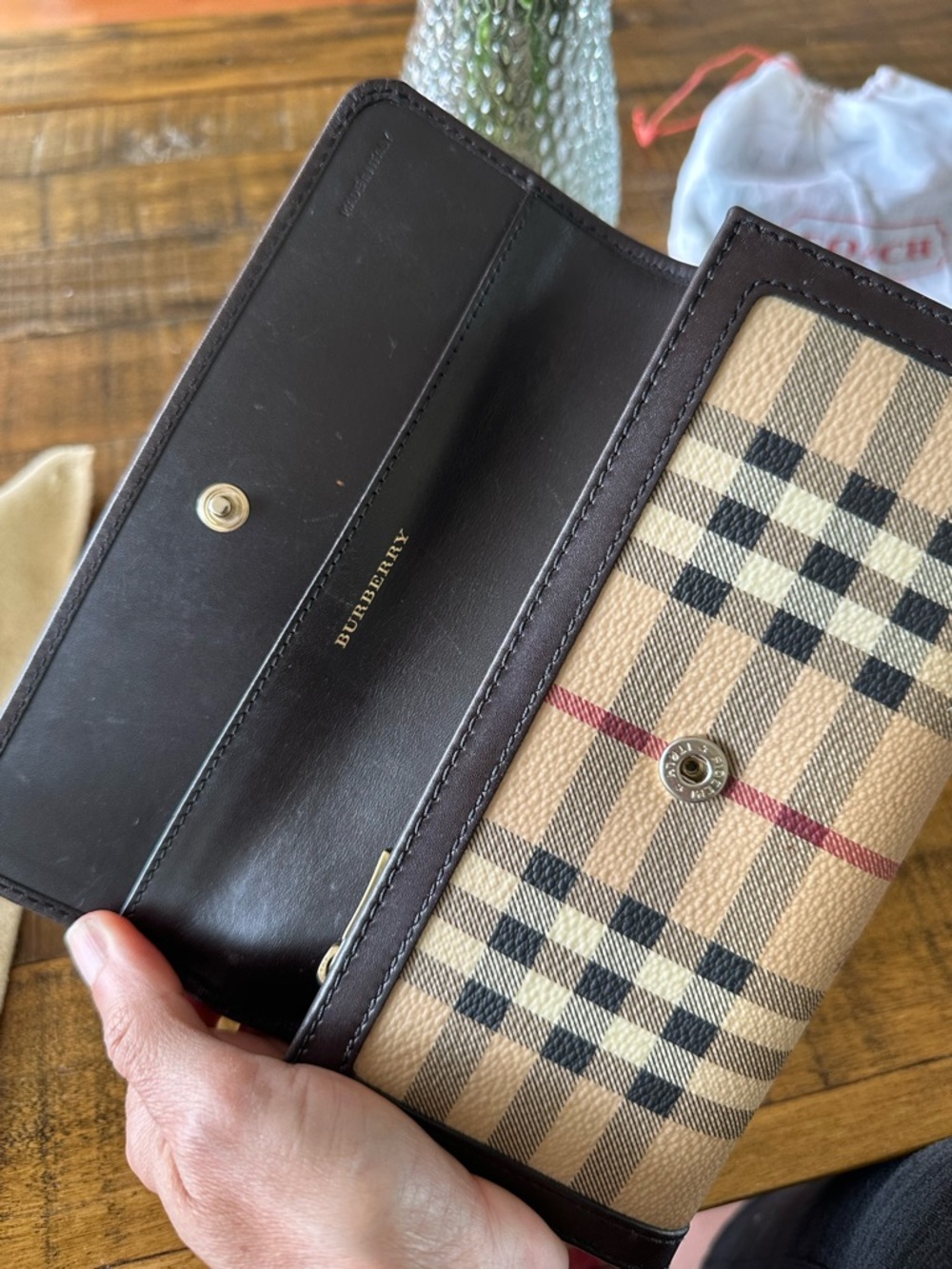 Burberry Brown Leather Wallet with Gold Hardware - Picture 4 of 11